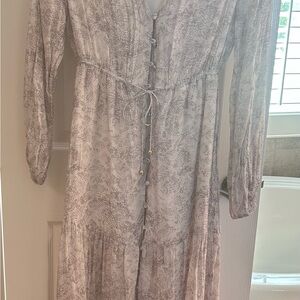 Elegant Gray Button-Down Dress